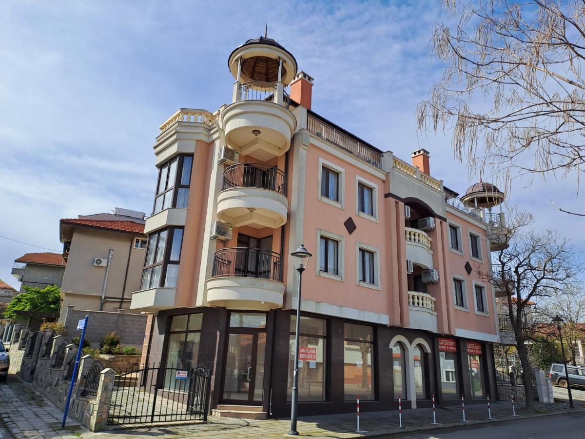 Luxury Apartments Ekaterina Černomorec Exterior foto